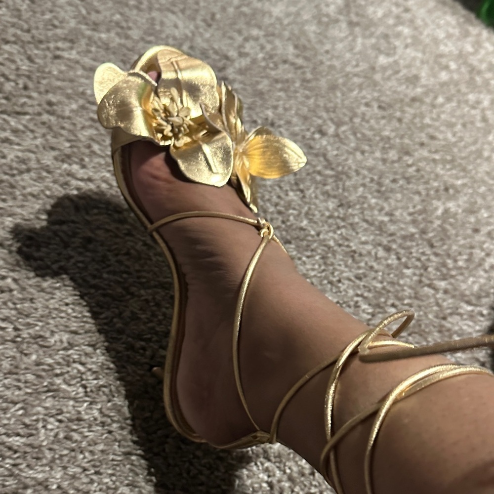 Zara Gold Floral Women's Sandals